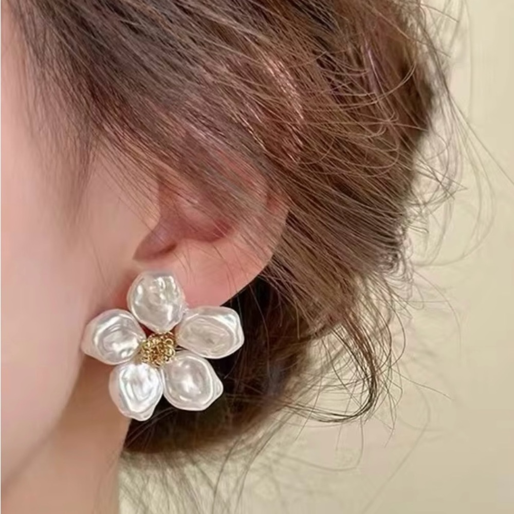 Gold and White Floral Stud Earrings